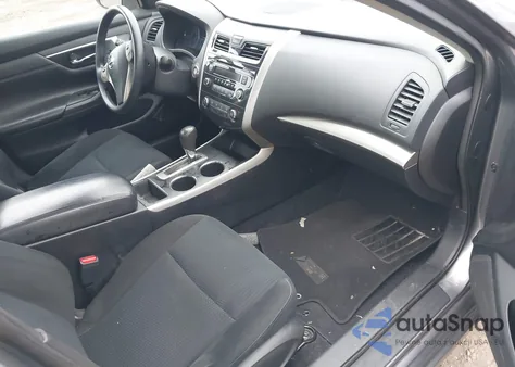 2015 Nissan Altima 2.5 S из США, поврежденный, VIN 1N4AL3AP1FC483794